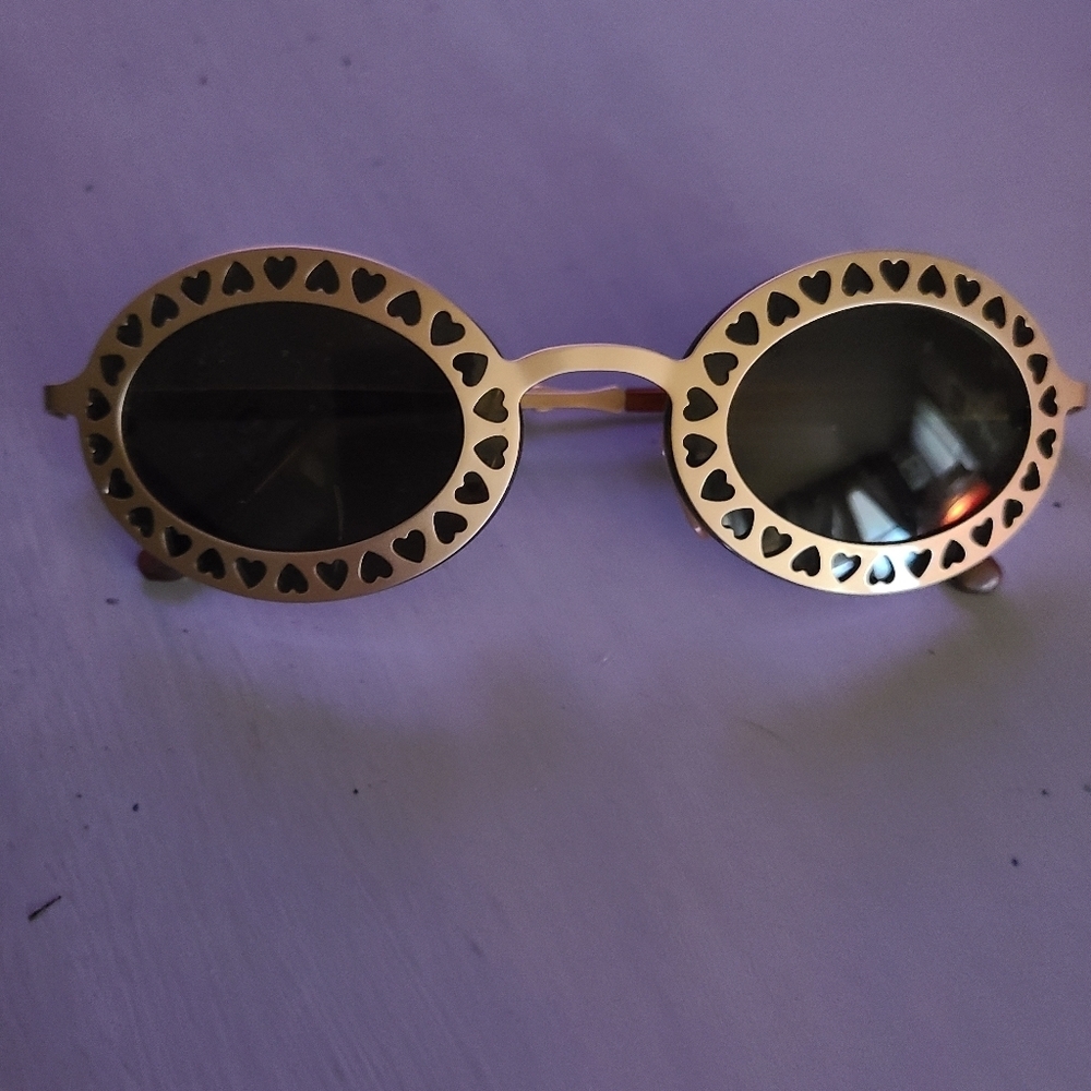 Trendy fashion vogue sunglasses Hp🔥🔥🔥🔥 - Picture 3 of 7